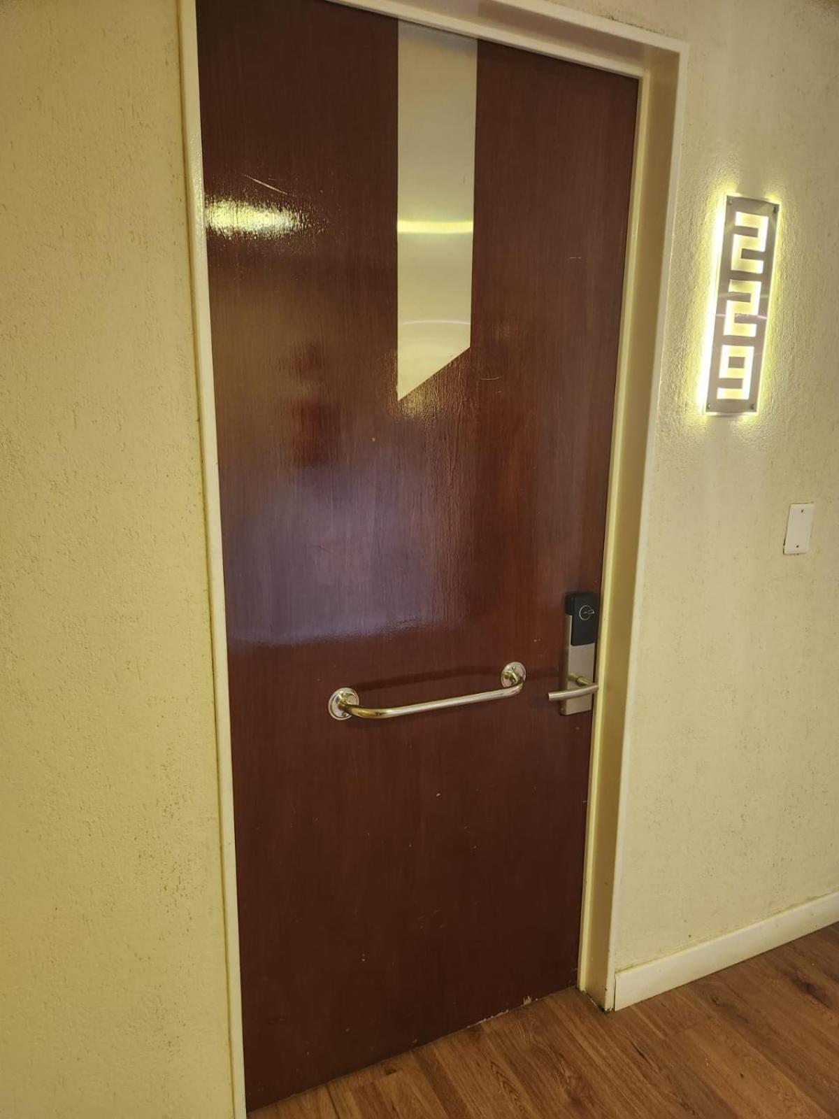 ホテル カナル ビーグル ウシュアイア 部屋 写真